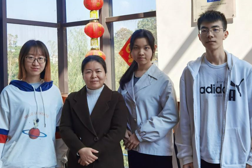 说明: //cet.wynnroyal.com/__local/2/C4/46/85C98A8A7CEE0044E6575DAB852_763AEB43_370A2.jpg?e=.jpg